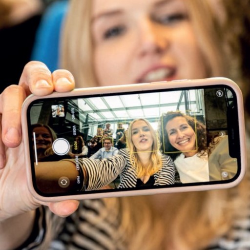 Selfie mit 2 Frauen